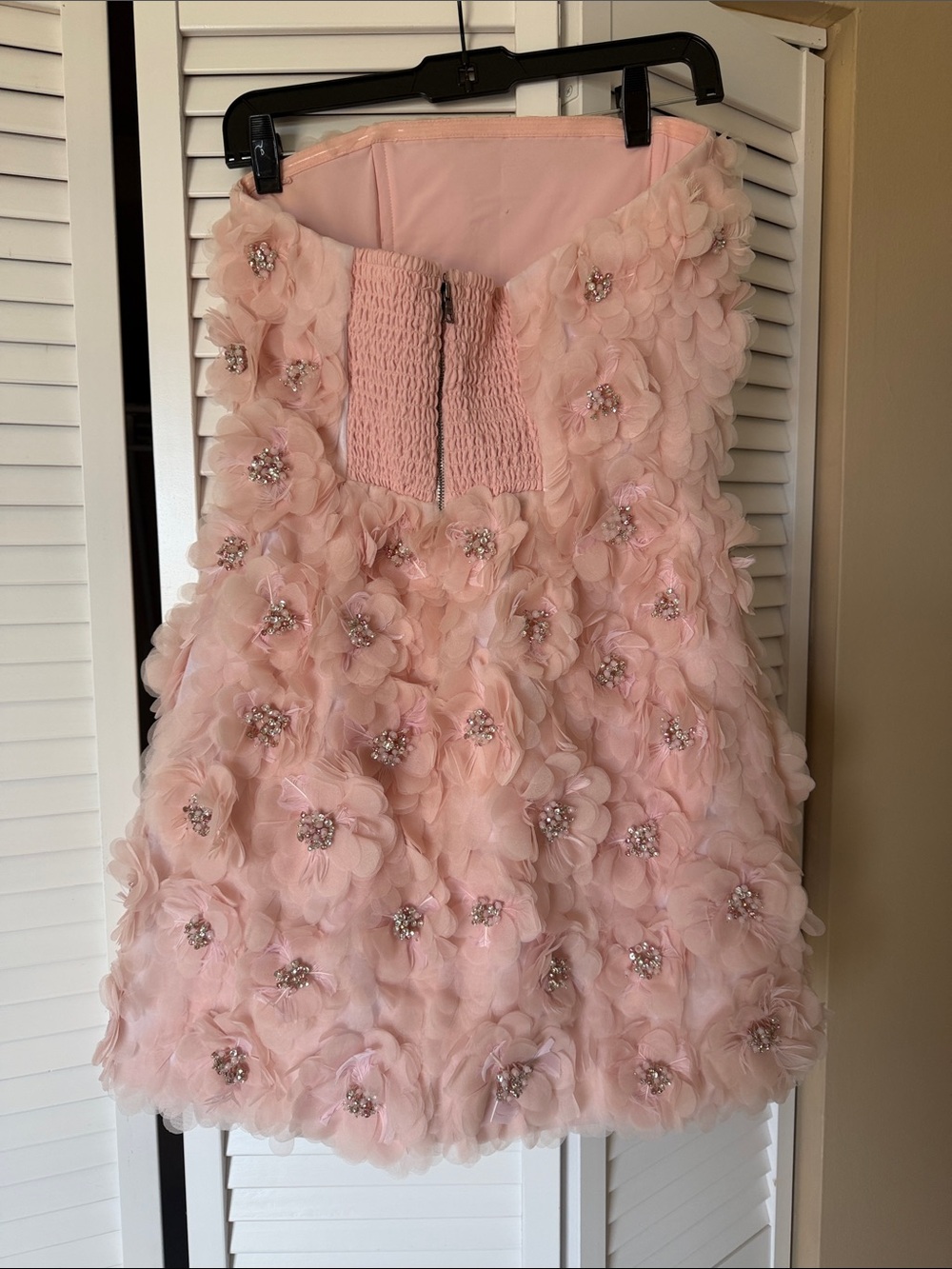 Alice + Olivia Blush Pink Floral Appliqué Party Dress - Picture 2 of 8